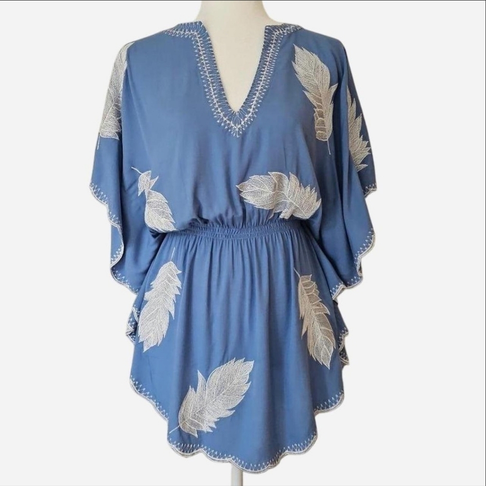 TAMARA CATZ Women's Size XS Dusty Blue Embroidered Leaf‎ Print Tunic Shirt